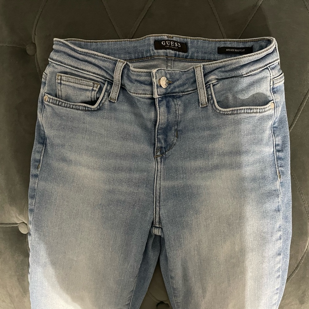Guess Mid Rise Boot Cut worn once - Picture 2 of 6